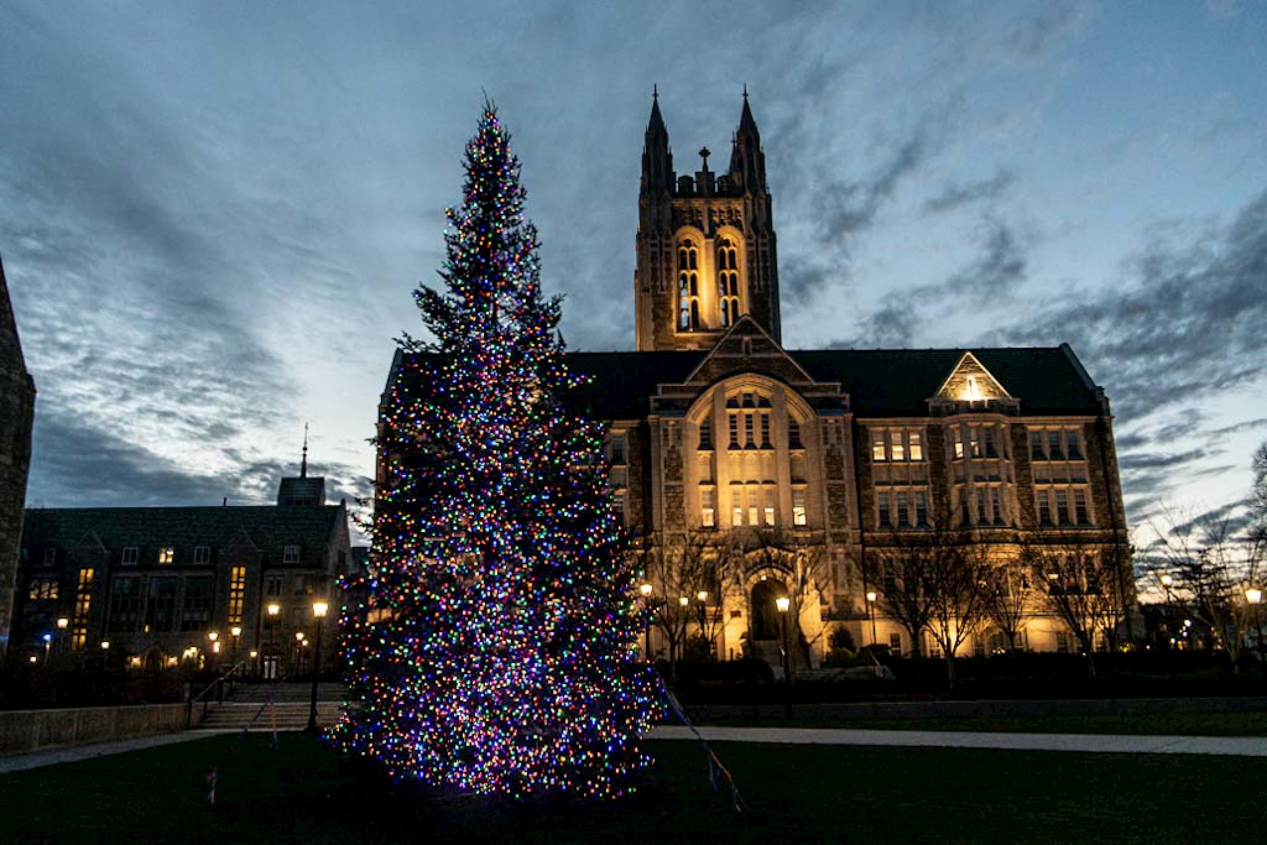 The Year in Pictures Carroll School of Management Boston College